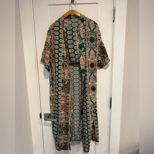 SHEIN Multicolor Patterned Robe